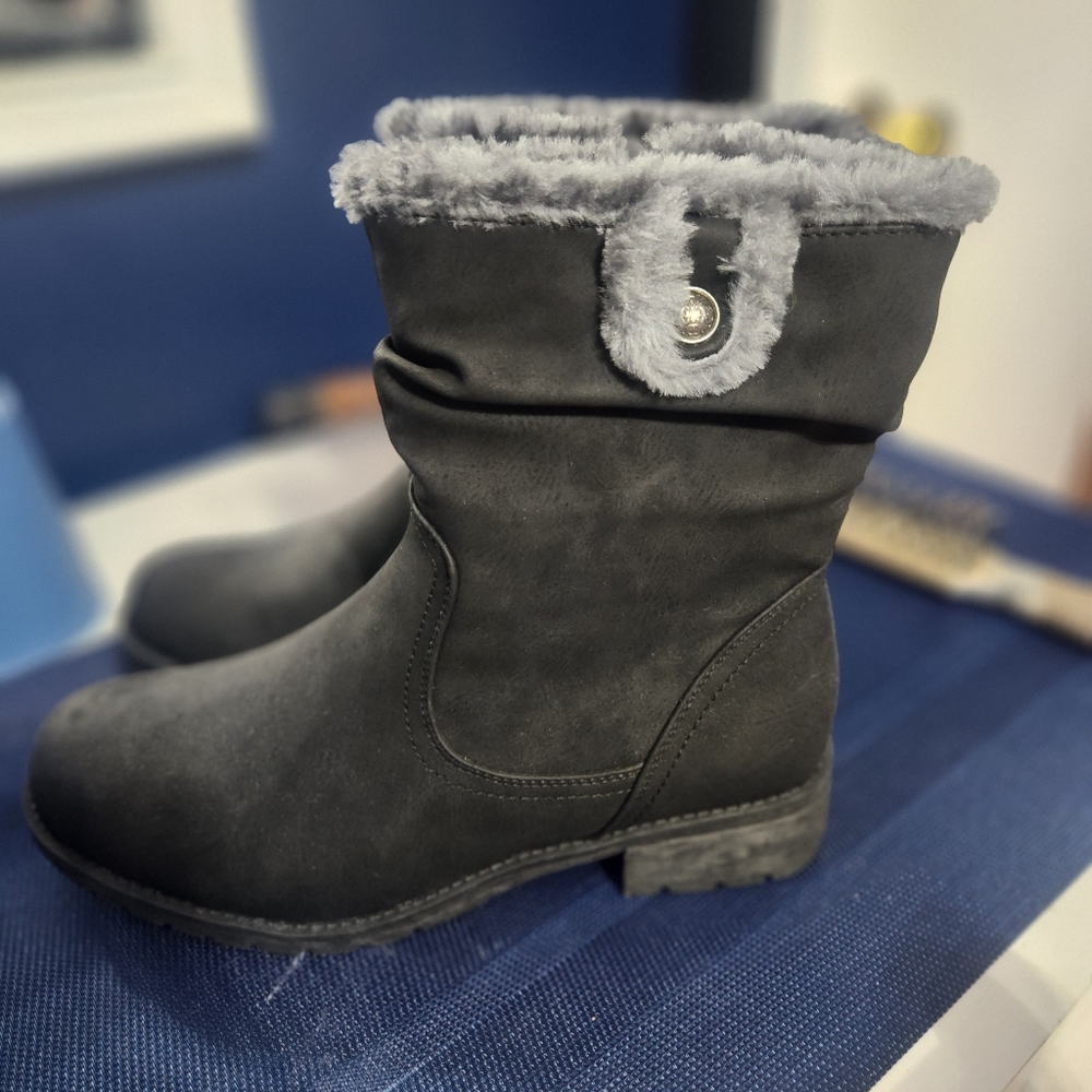 Brand New Black Boots